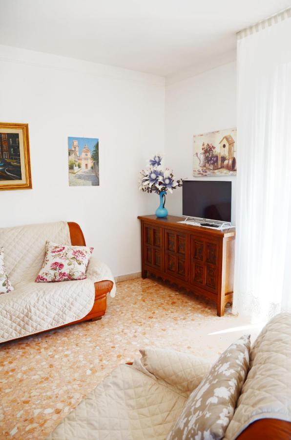 La Piazza - Appartamento Vacanze Piana Battolla Экстерьер фото
